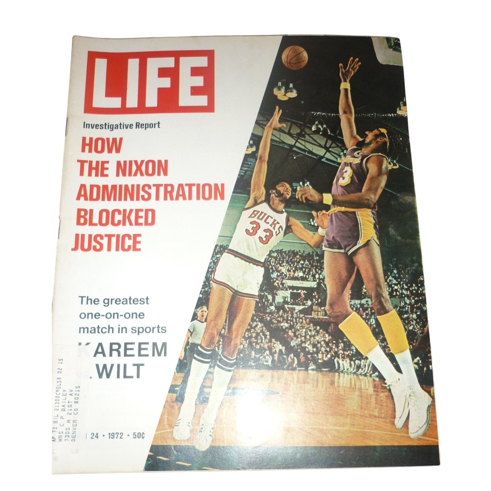 LIFE Magazine March 24 1972 Kareem Abdul-Jabbar Wilt Chamberlain Nixon NBA